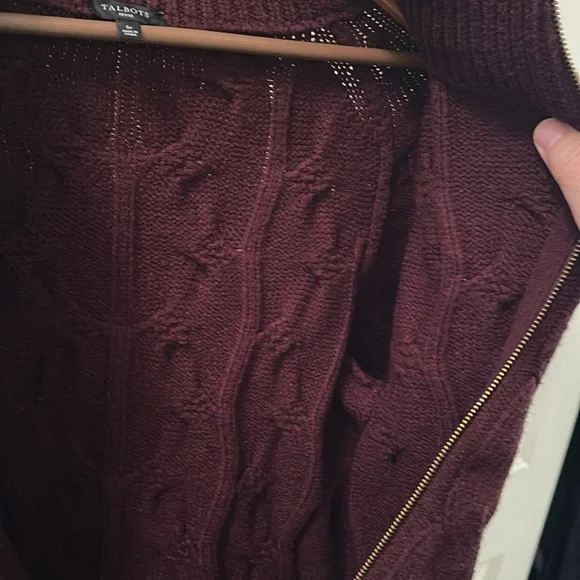 Talbots thick burgundy zipper sweater, size petite small - Picture 8 of 10